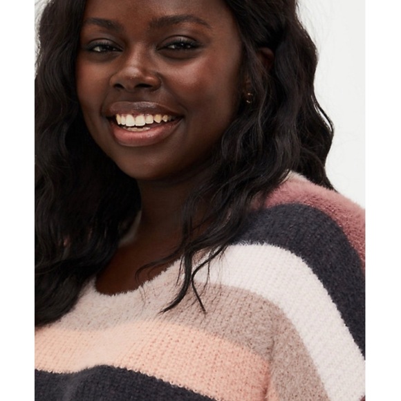 Torrid Fuzzy Yarn Pullover Drop Shoulder Sweater 1 1X 14 16 - Picture 4 of 11